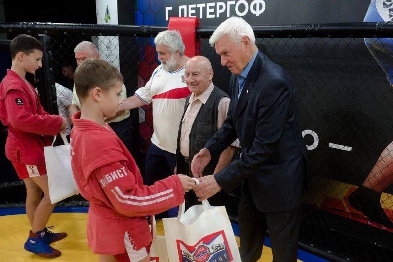 Самбо без возраста: Ветераны – связь поколений и пример для подражания! В самбо звание…