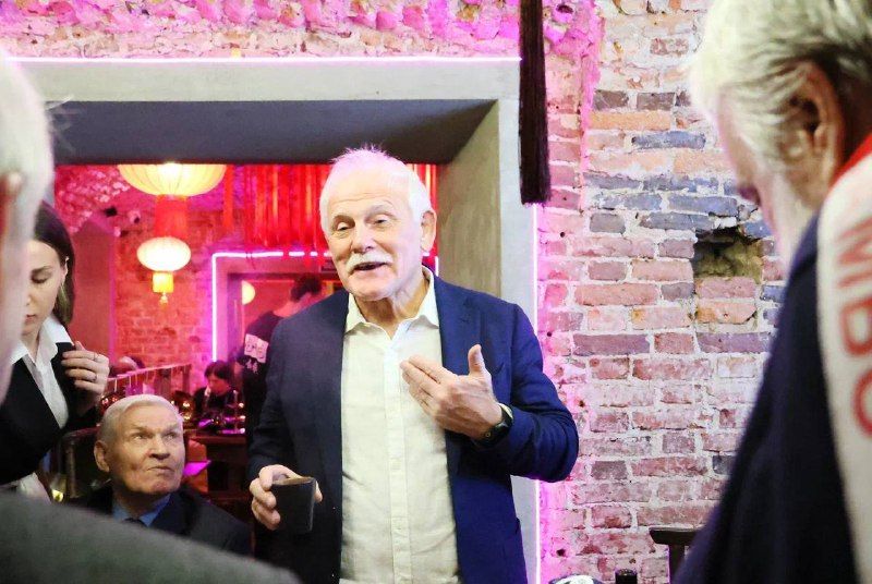 7го ноября совет ветеранов самбо собрался в теплой и дружеской атмосфере на встрече,…