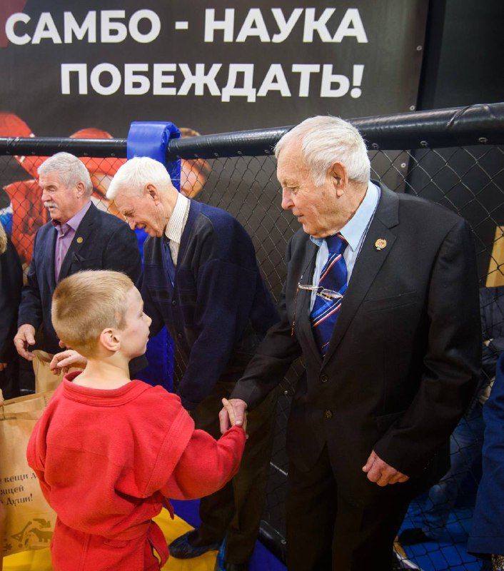 День рождения Бориса Климовича Сегодня, 29 мая, мы с гордостью отмечаем 90-летний юбилей…